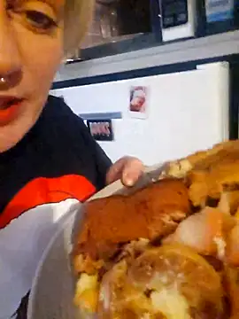 PinkTheHawk online show from 11/23/25, 08:25