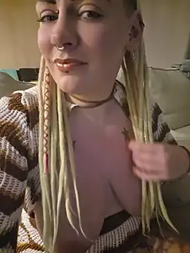 PinkTheHawk online show from 08/01/26, 10:14