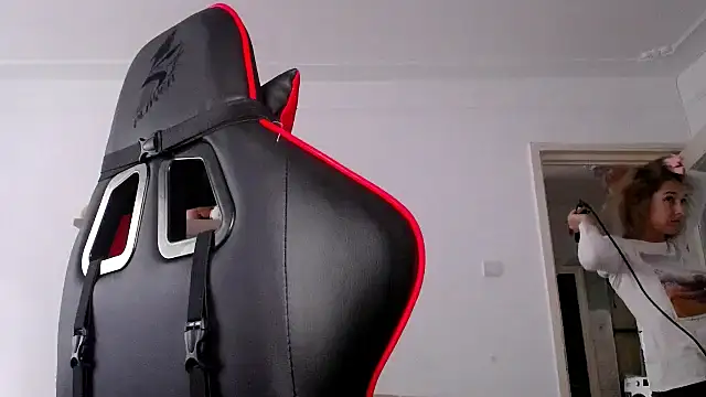 SexxyLety online show from 09/18/25, 06:26