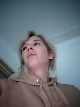 SexxyLety online show from 10/21/25, 06:14