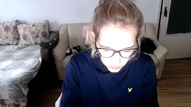 SexxyLety online show from 11/26/25, 07:09