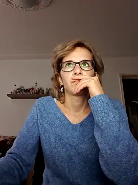 SexxyLety online show from 12/03/25, 11:41