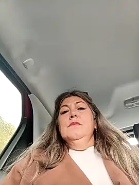 emma tour online show from 09/30/25, 02:33