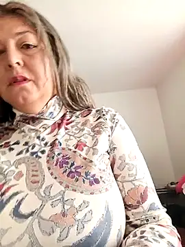 emma tour online show from 10/02/25, 03:41