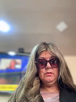 emma tour online show from 11/05/25, 01:33