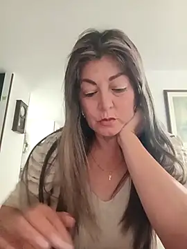 emma tour online show from 04/15/26, 07:58