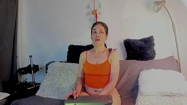 girasol walton online show from 03/13/25, 11:19