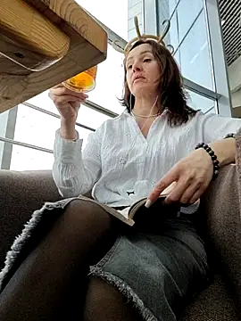 EvaXOAir online show from 03/03/26, 06:08