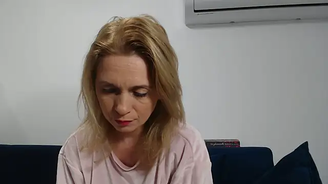 MysticCreature online show from 03/10/26, 04:06