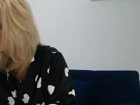 MysticCreature online show from 04/21/26, 04:08