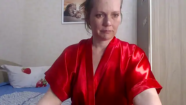 Snapshot of SheLion chatting on 03/22/25, 04:26 SheLion online show from 03/22/25, 04:26