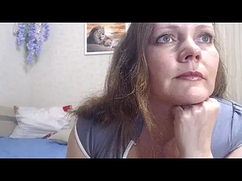 Snapshot of SheLion chatting on 10/09/25, 03:54 SheLion online show from 10/09/25, 03:54