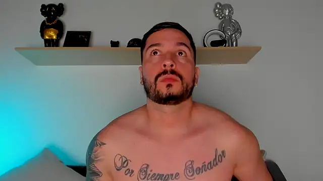 camilo restrepo21 online show from 03/15/25, 11:39