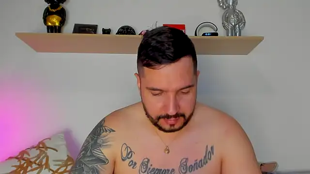 camilo restrepo21 online show from 09/16/25, 12:00