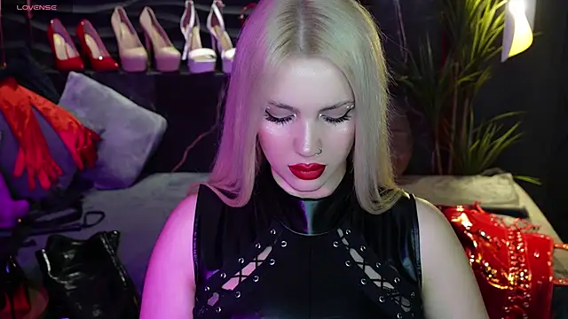 MistressDarsy online show from 12/27/24, 05:16