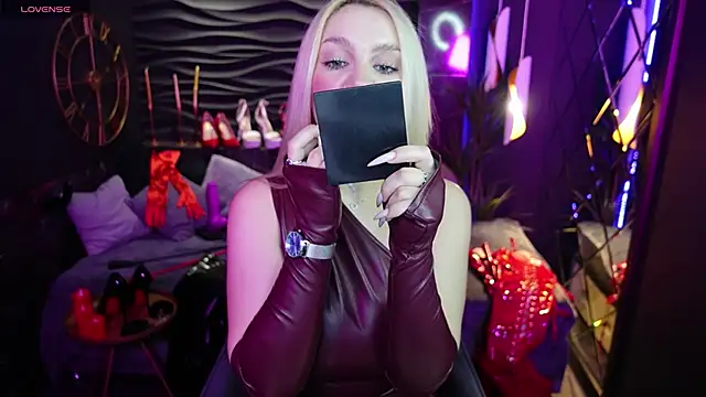 MistressDarsy online show from 03/13/25, 02:33