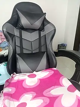 sandylau online show from 03/12/25, 09:13