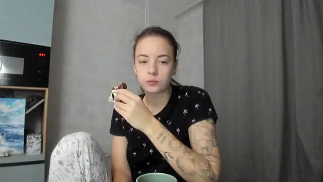 why again me online show from 11/13/25, 03:55