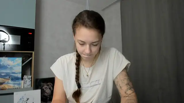 why again me online show from 12/03/25, 02:26