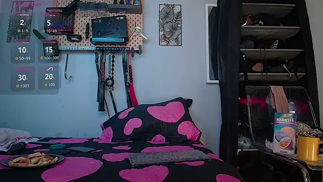 barbarah  online show from 09/15/25, 08:14