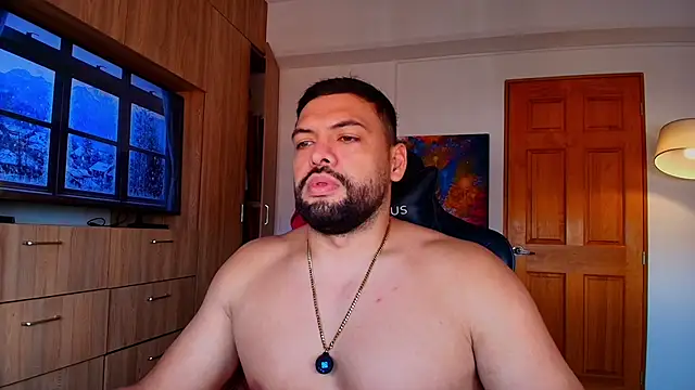 Snapshot of jerome_vcv chatting on 12/17/25, 04:35 jerome vcv online show from 12/17/25, 04:35