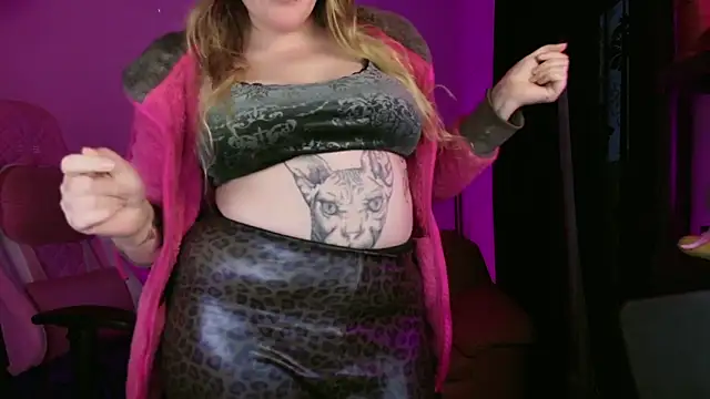 kisicaxx online show from 02/03/25, 04:52