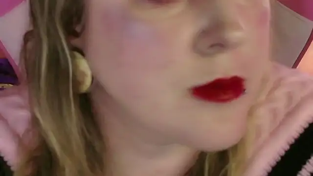 kisicaxx online show from 02/07/25, 12:50