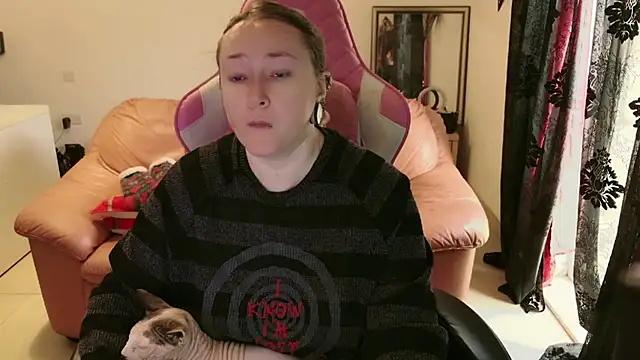 kisicaxx online show from 02/09/25, 11:58