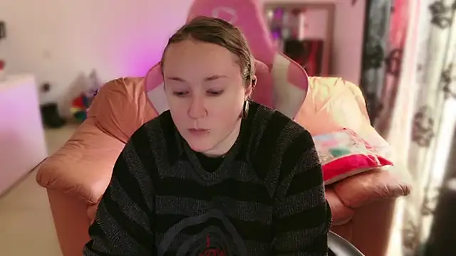 kisicaxx online show from 02/27/25, 10:26