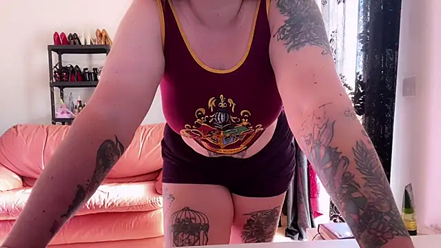 kisicaxx online show from 09/10/25, 06:46