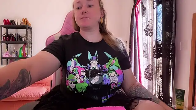 kisicaxx online show from 09/30/25, 09:58