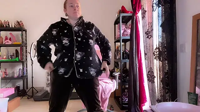 kisicaxx online show from 11/25/25, 06:35