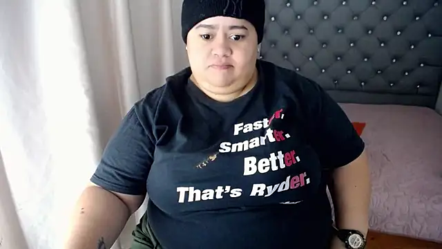 hotlesby4uxxx online show from 12/19/24, 12:01