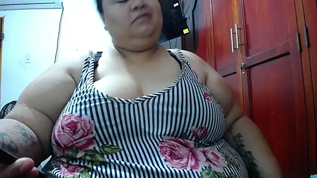 hotlesby4uxxx online show from 04/24/26, 02:08