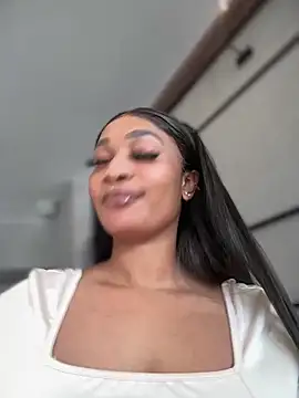   Nessa   online show from 01/25/25, 11:34