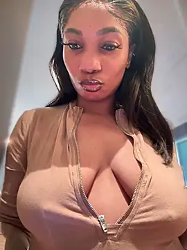   Nessa   online show from 10/05/25, 11:19