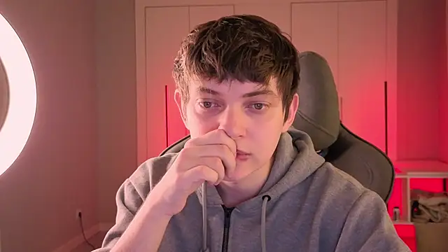 pjatteryd online show from 04/17/26, 08:34