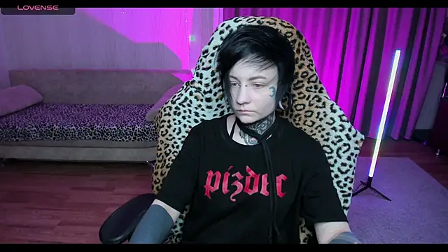 acid trip1l online show from 02/10/25, 06:56