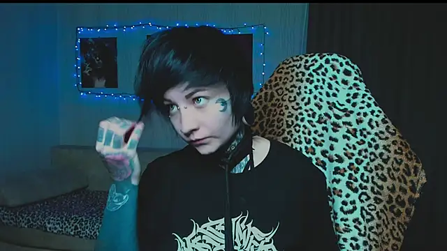 acid trip1l online show from 10/03/25, 09:01