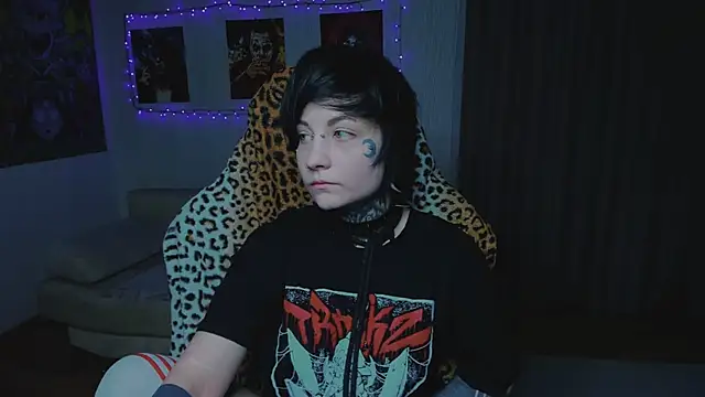 acid trip1l online show from 10/31/25, 08:10