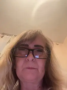 Irina2909xh online show from 09/13/25, 10:09