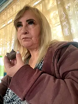 Irina2909xh online show from 10/12/25, 09:19