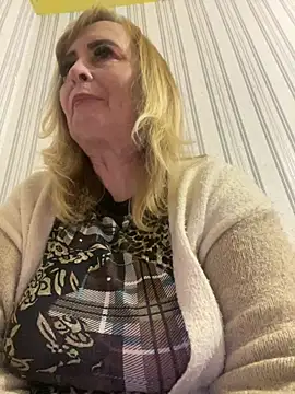 Irina2909xh online show from 01/11/26, 08:25