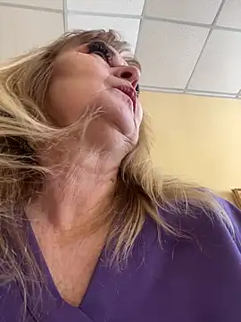 Irina2909xh online show from 01/15/26, 09:58