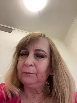 Irina2909xh online show from 03/05/26, 11:28