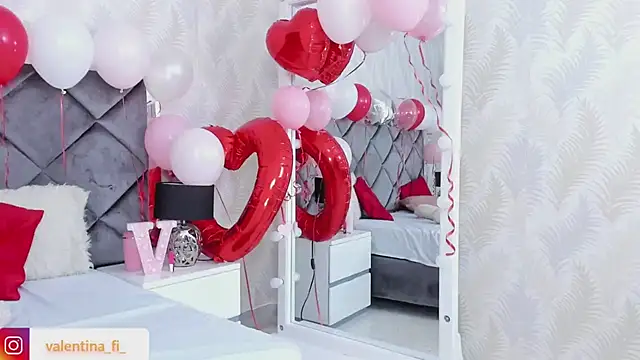 valentina fi online show from 02/11/25, 03:18