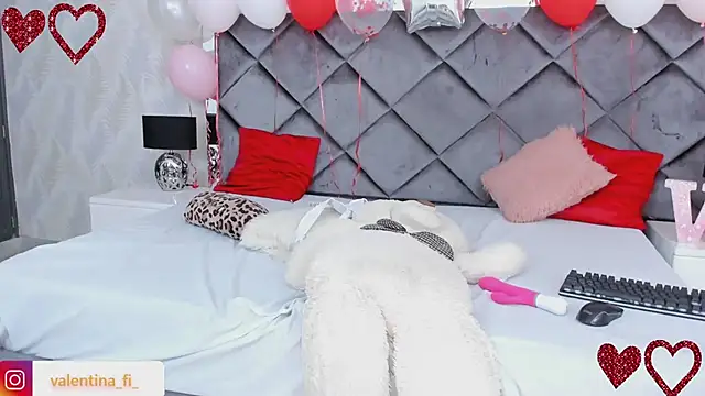 valentina fi online show from 02/12/25, 03:16