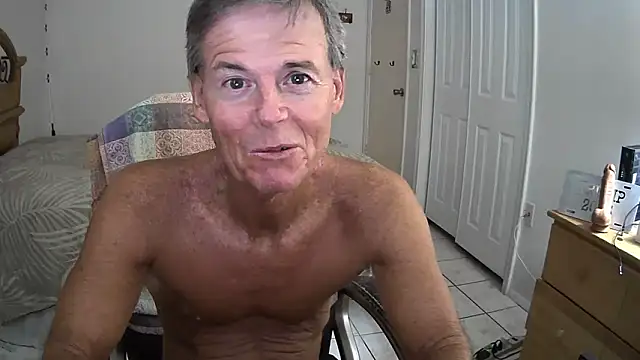 nakeedcowboi65 online show from 10/04/25, 08:07