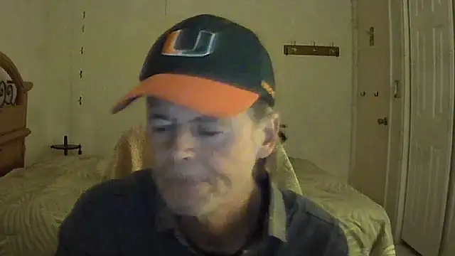 Snapshot of nakeedcowboi65 chatting on 02/06/26, 11:41 nakeedcowboi65 online show from 02/06/26, 11:41