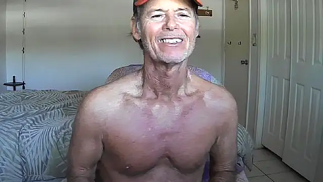 Snapshot of nakeedcowboi65 chatting on 02/20/26, 09:04 nakeedcowboi65 online show from 02/20/26, 09:04